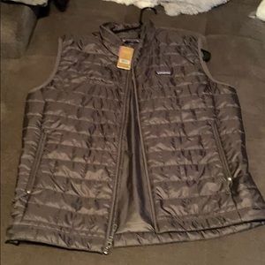Patagonia BRAND NEW vest TAGS STILL ON